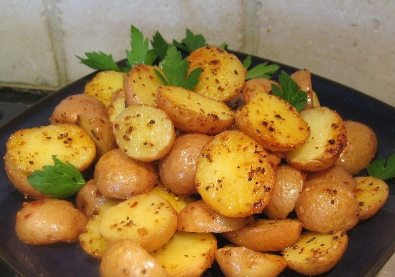 jak gotować nowe ziemniaki z ziołami
