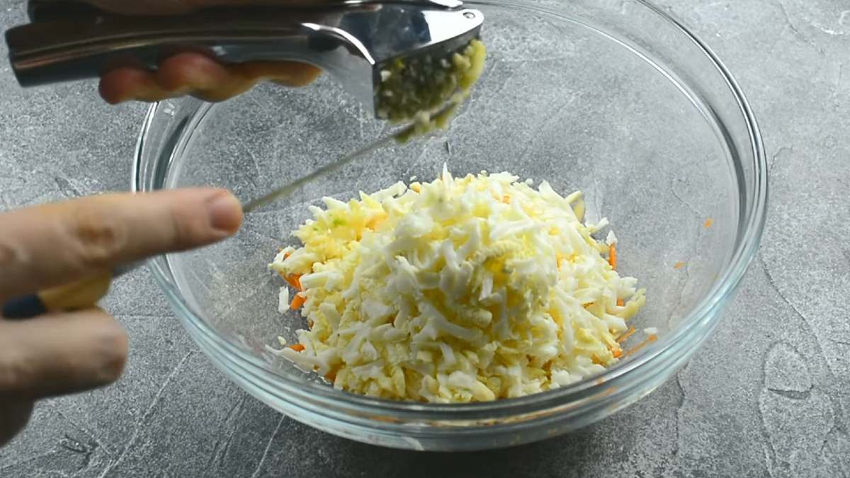 морковный салат с чесноком