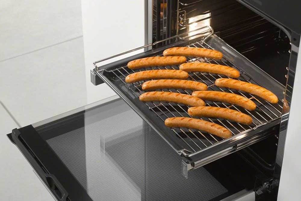 колбаски в духовке