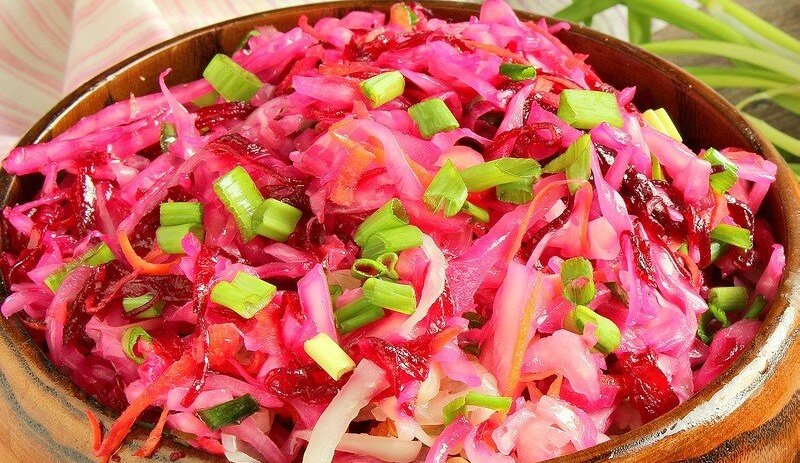 Салат из красной капусты со свеклой рецепт с фото очень вкусный