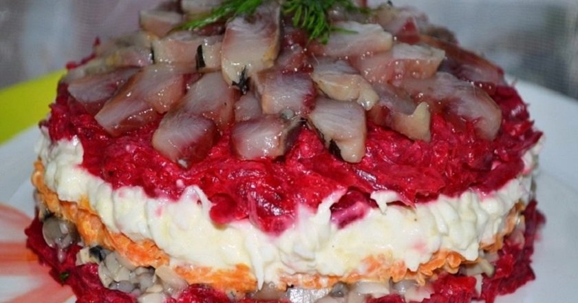 салат с курицей и орехами