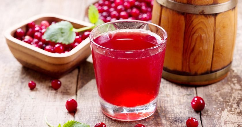 польза киселя из клюквы