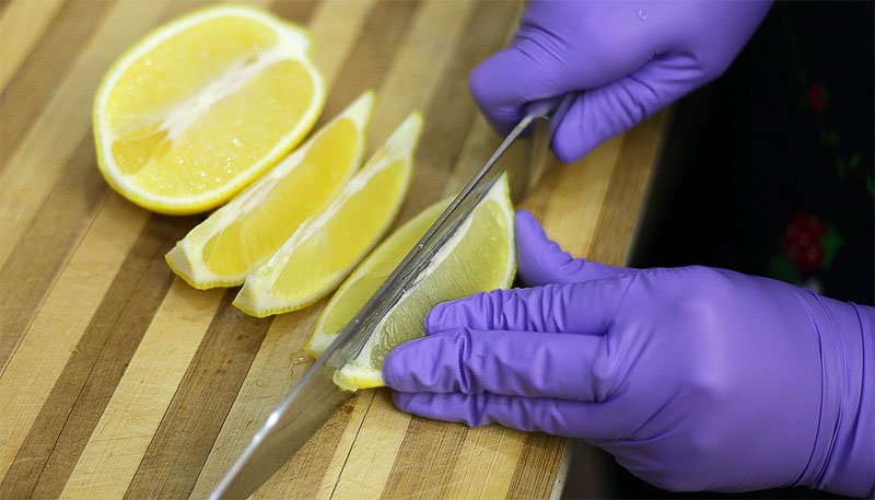 дольки лимона