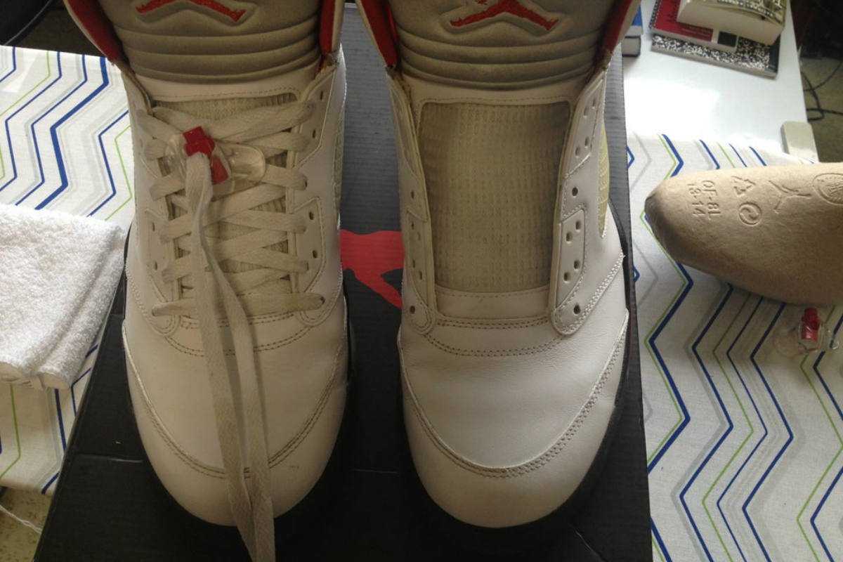 кроссовки без шнурков