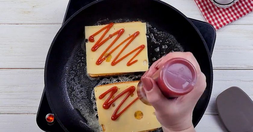 гренки с сосисками