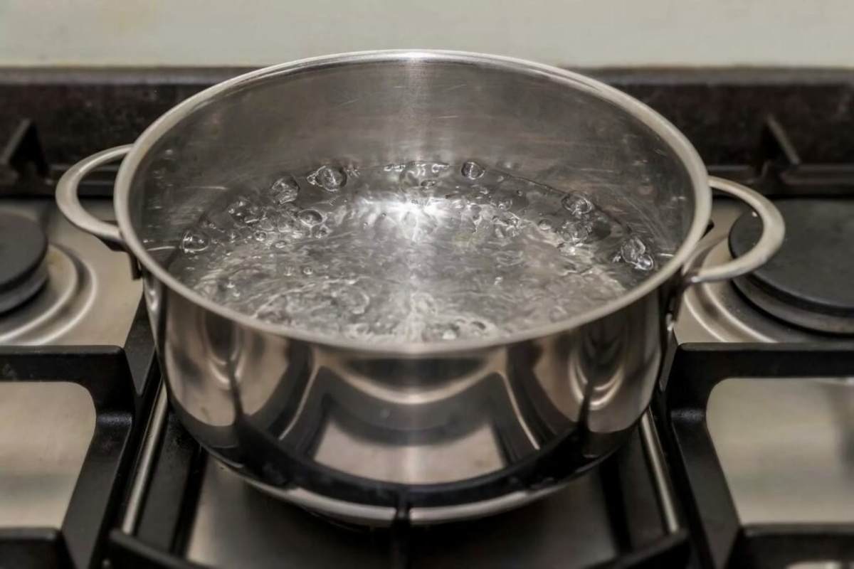 Сколько хранится святая вода в домашних условиях