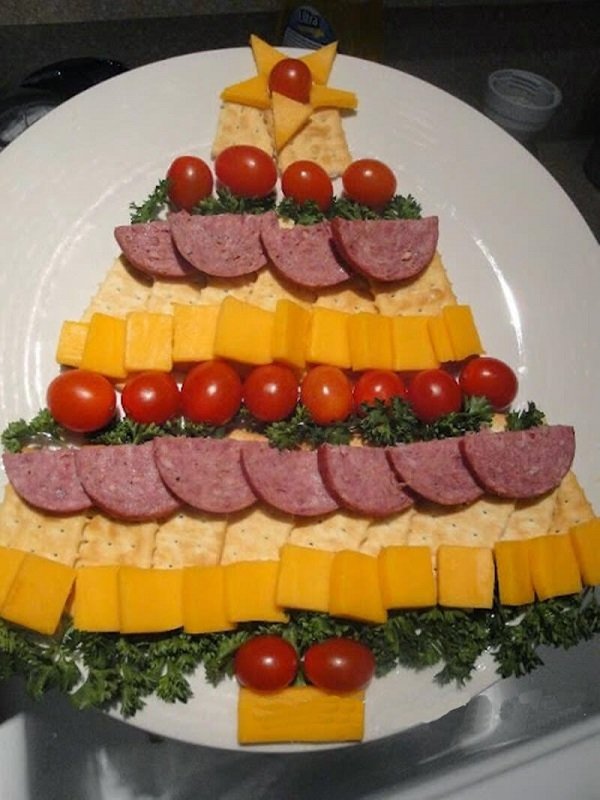сырно-колбасная елочка