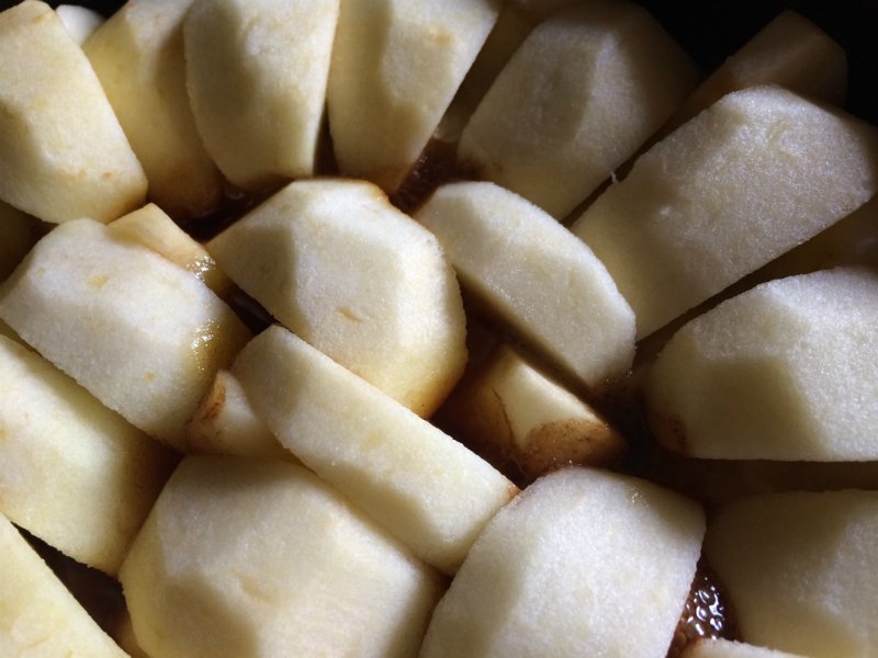 яблоки в карамели