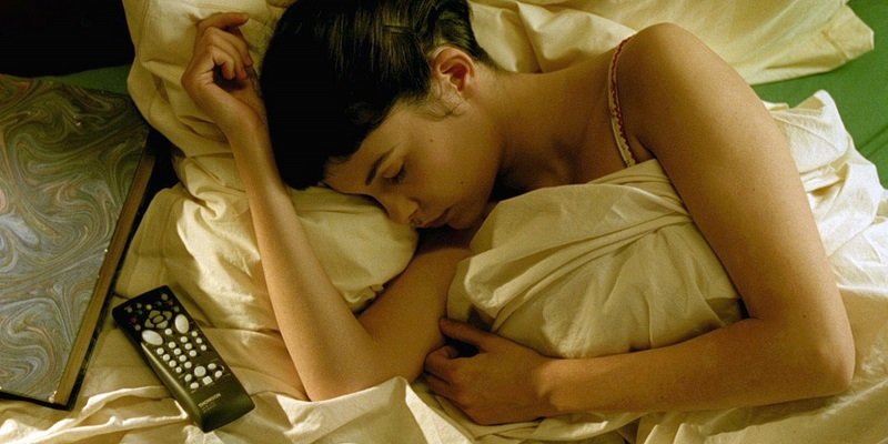 сон в спальне