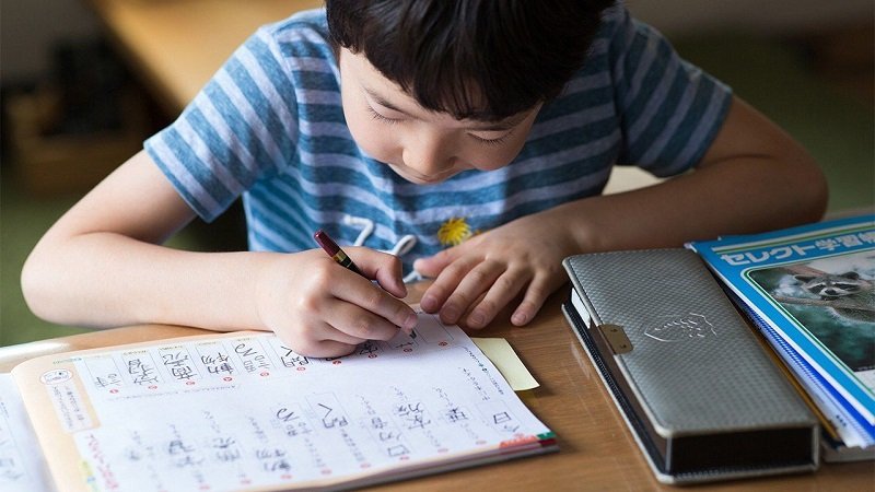 японские дети в школе