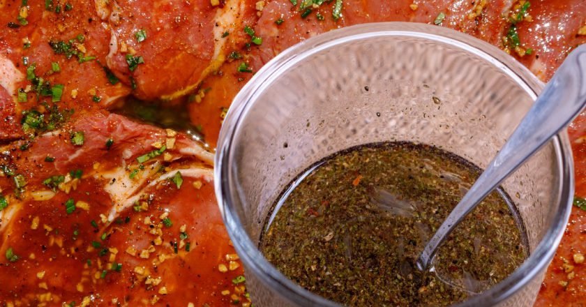 зачем добавлять масло в маринад