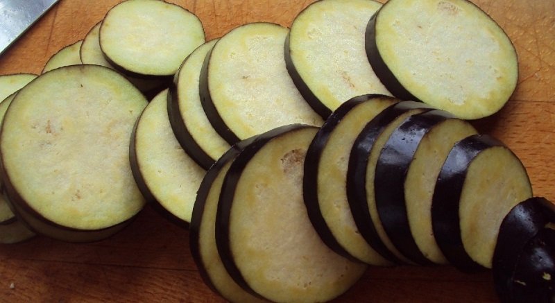 Закрутки с баклажанами