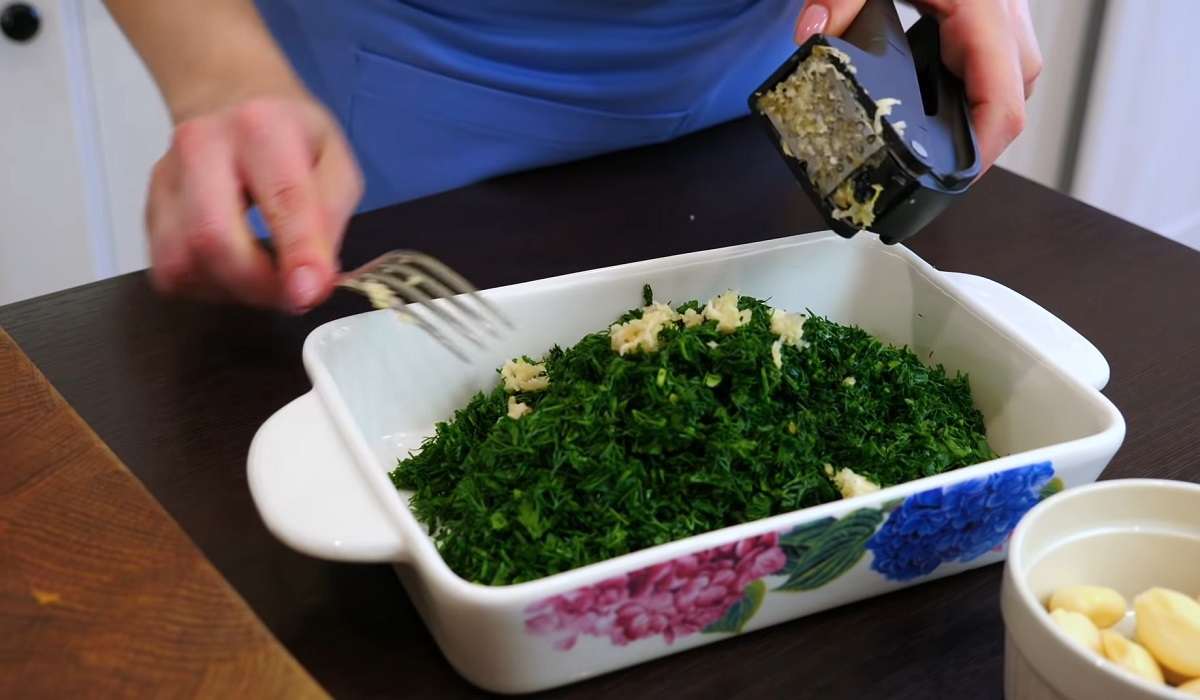  зелень с чесноком 