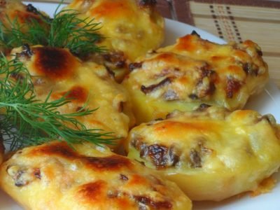 Запеченный картофель с грибами