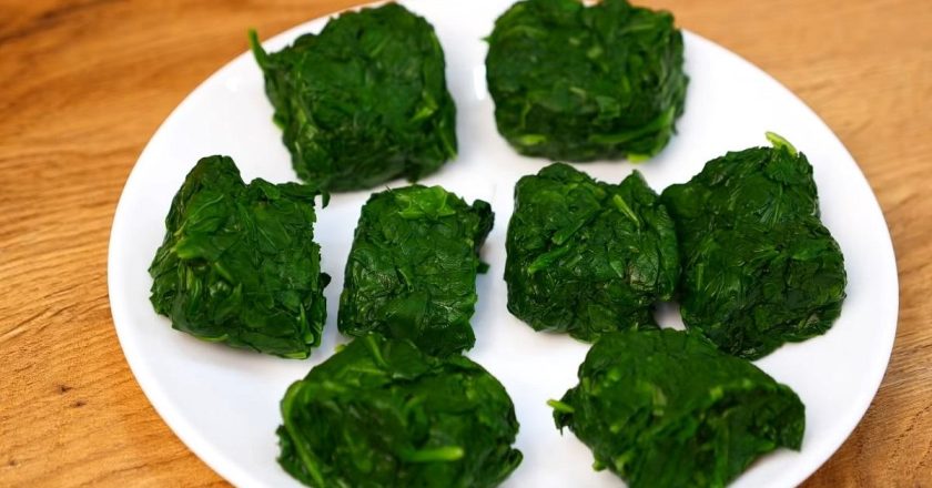 шпинатные кубики