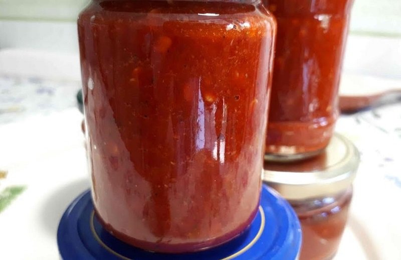 как приготовить сырую аджику