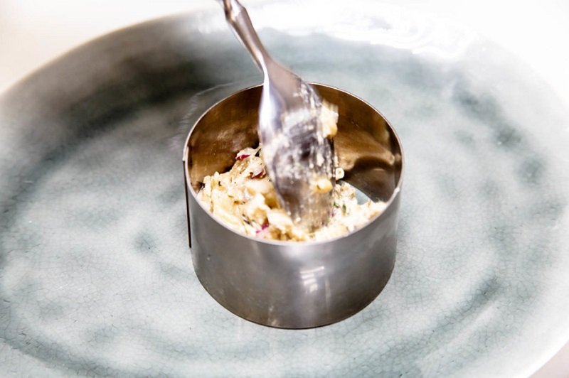 салат с баклажанами и курицей