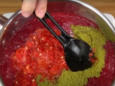 Аджика из слив