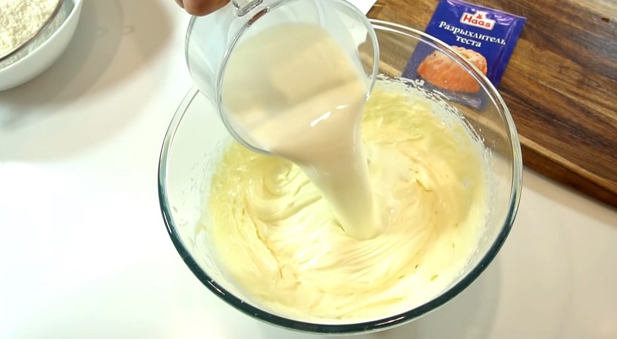 добавление молока