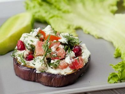 Баклажанная закуска с гранатом