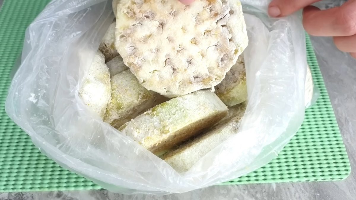 баклажаны в муке