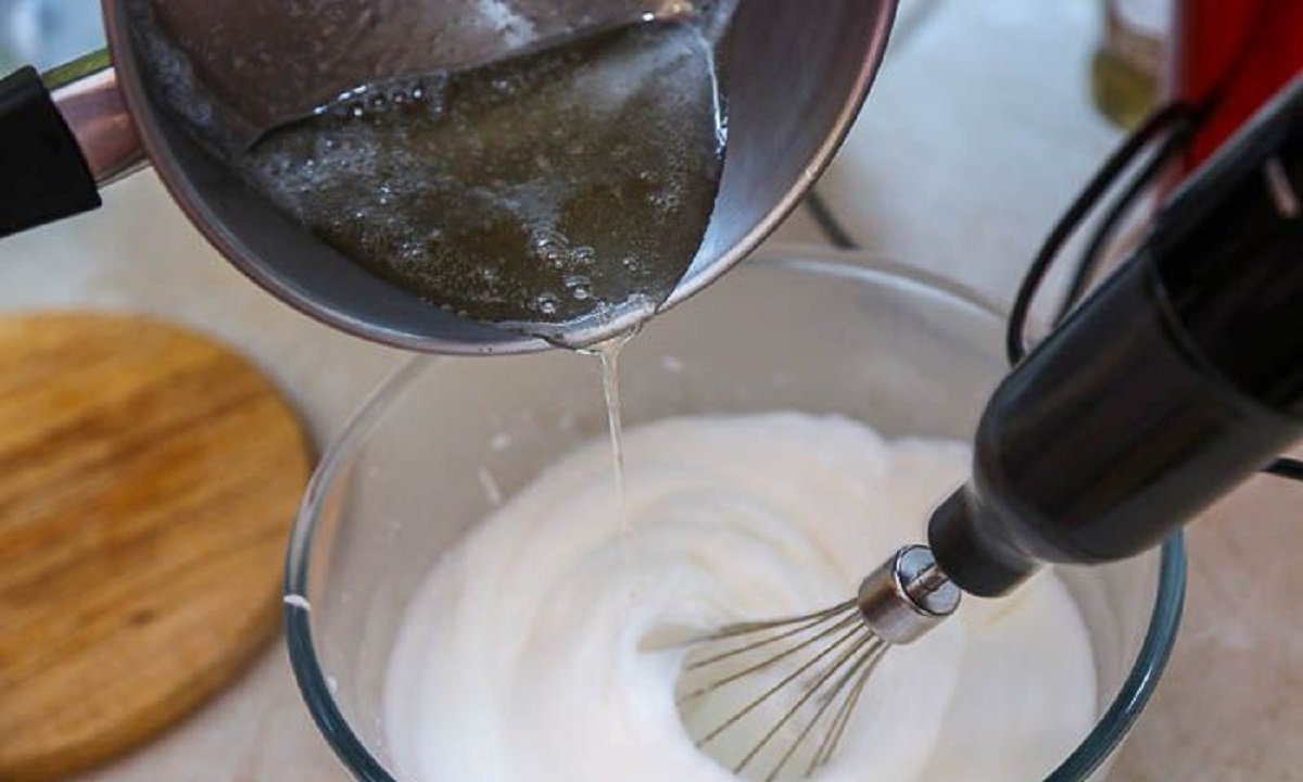 добавление сиропа к белкам