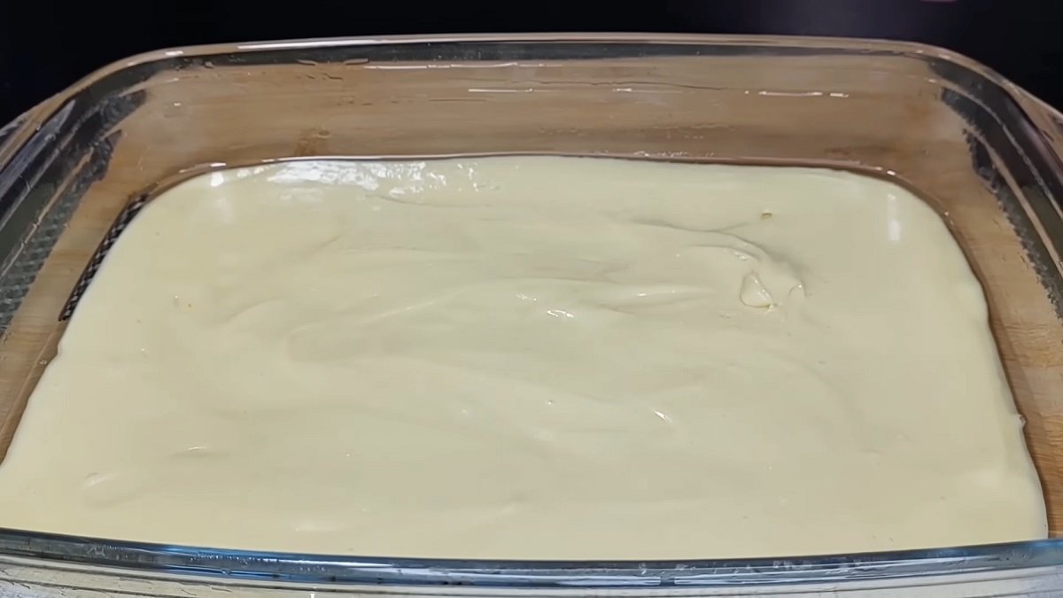 тесто в форме