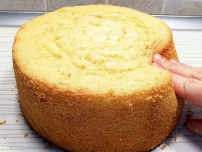 Бисквит на яичных желтках для торта