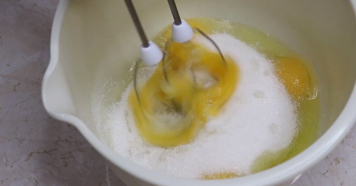 яйца с сахаром