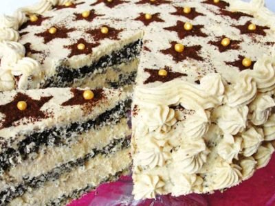 Бисквитный торт с маком и кофе