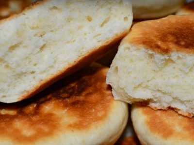 Бисквиты на сковороде