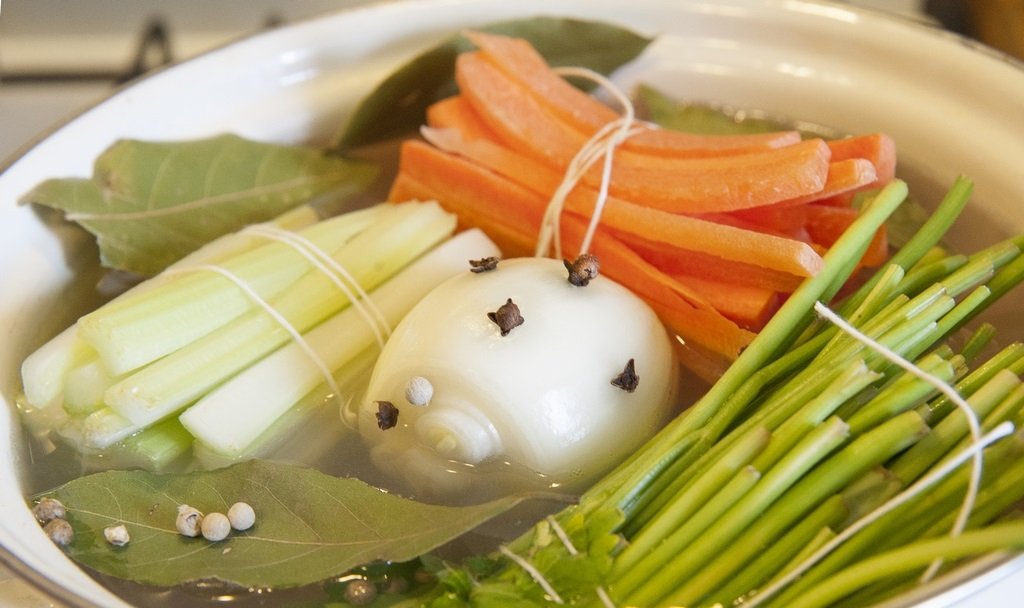 рагу с телятиной под соусом