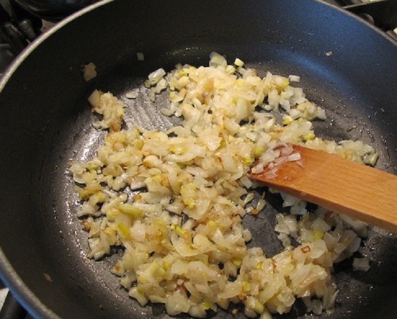 зажарка лука