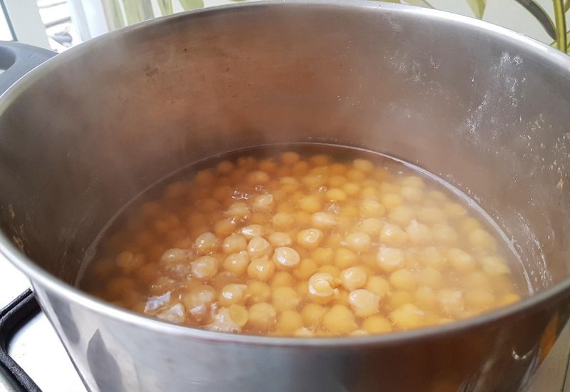 Блинчики с хумусом, пошаговое приготовление