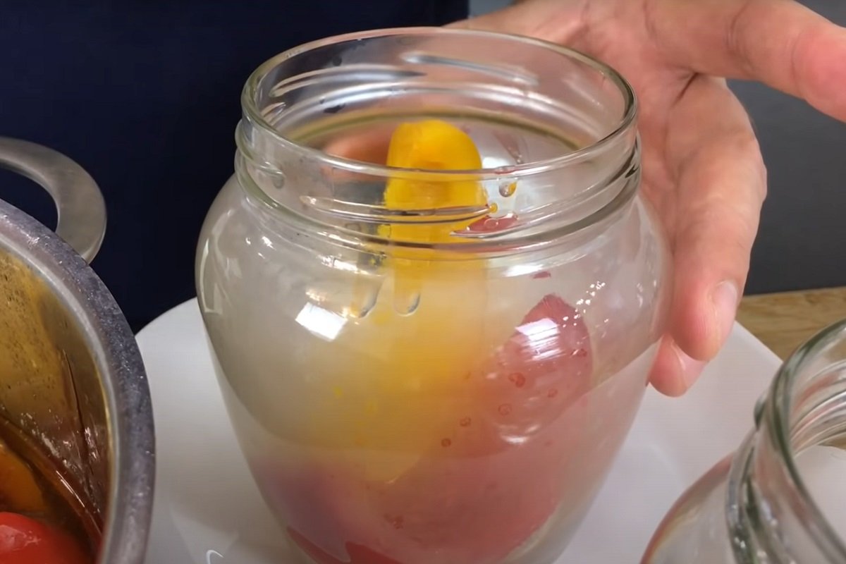 болгарский перец в банке