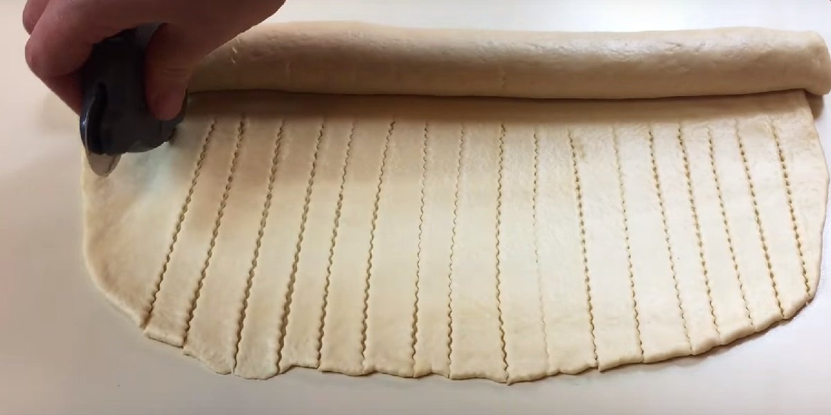 полоски из теста