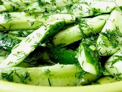 Быстрые малосольные огурцы