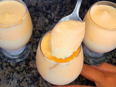 Быстрый десерт из сметаны