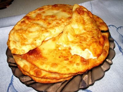 Чебуреки с картошкой и сыром