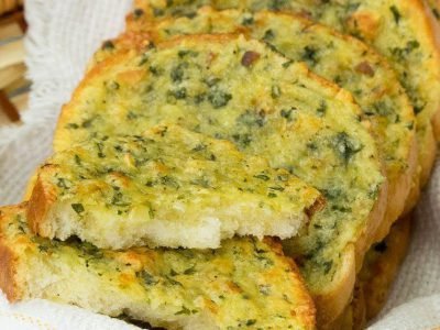 Чесночный хлеб