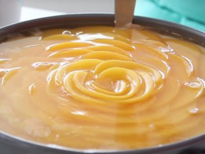 Чизкейк с персиками