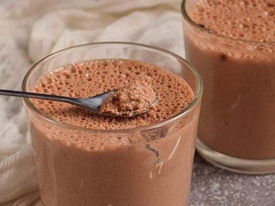 Десерт из ряженки с какао