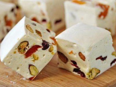 Десерт с белым шоколадом