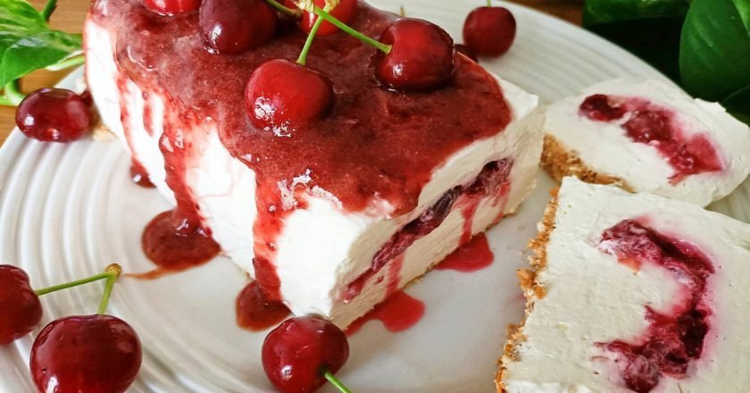 Літній десерт з черешнею без випічки - Це Смак