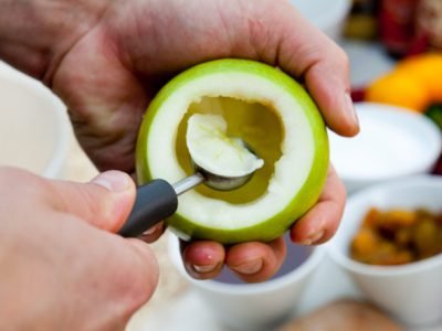 Диетические яблоки с творогом