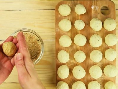 Домашние пончики с сыром