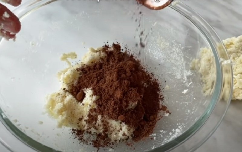 замес шоколадной начинки