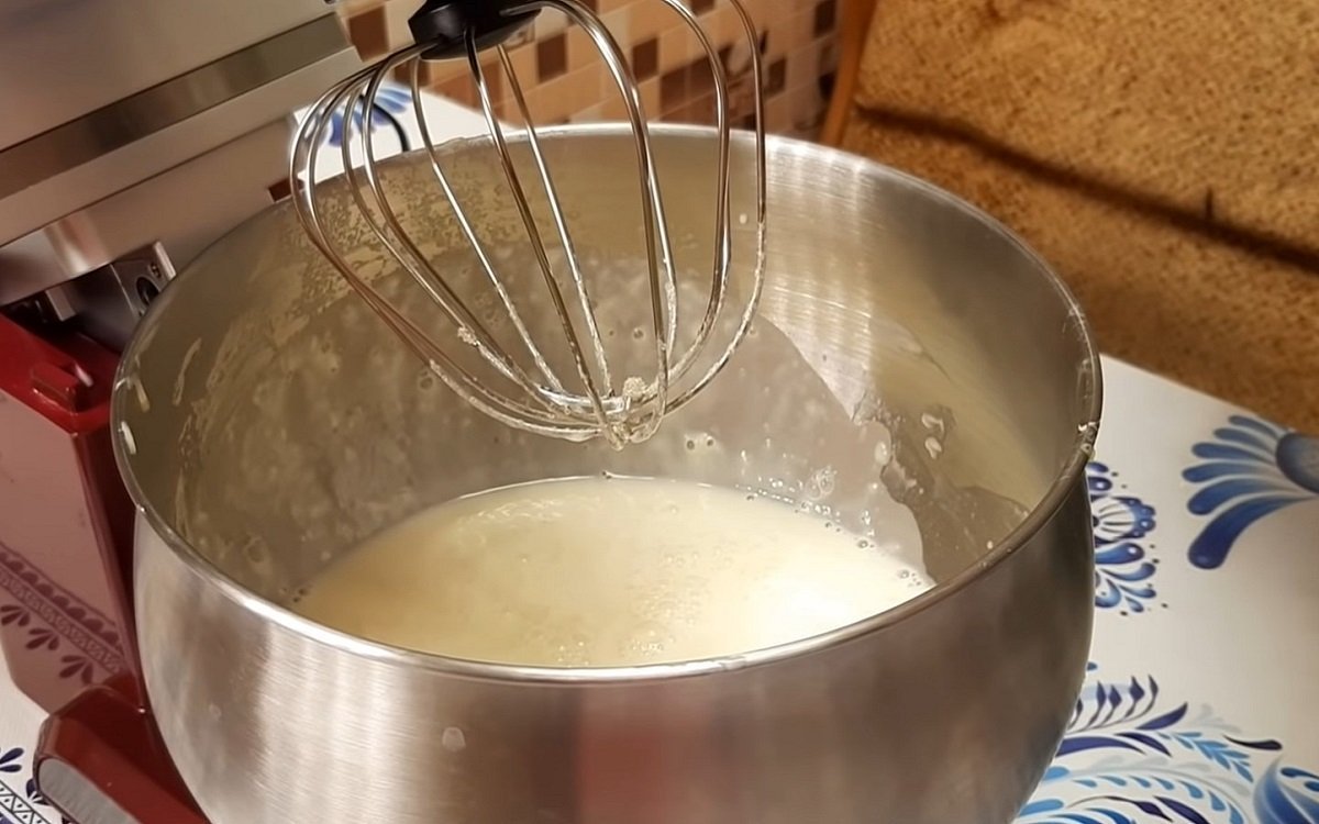 взбивание мороженого