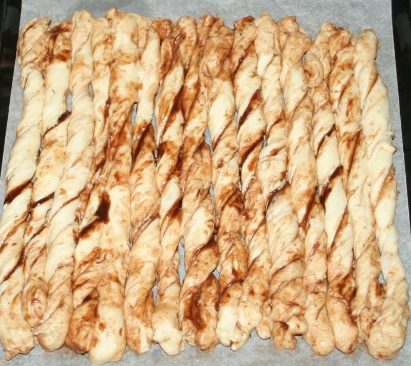 рулет с молочным шоколадом