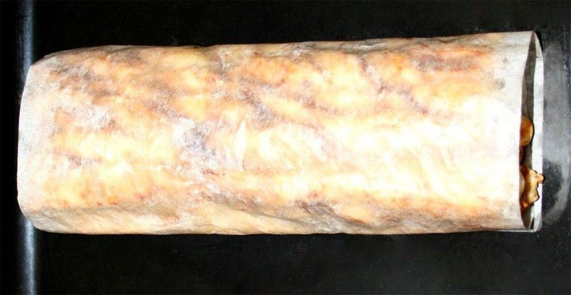 готовый рулет с шоколадом